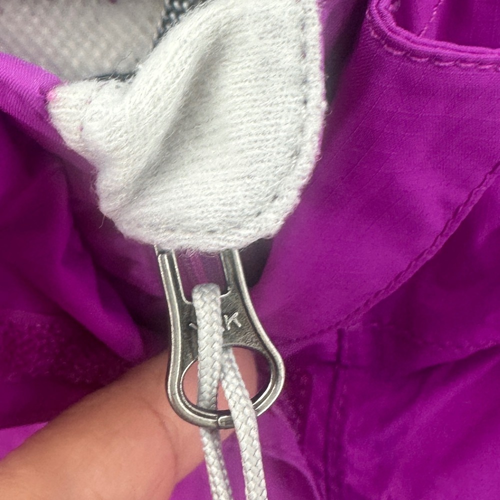 The North Face HyVent Rain Jacket Women Medium Purple White Solid Regular Modern - Picture 11 of 11